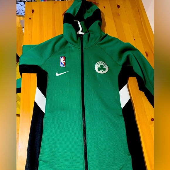 Nike Celtics zip up Small - Picture 1 of 3